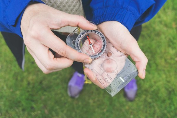 Comment trouver une croisière qui propose des cours de langues locales des pays visités?
