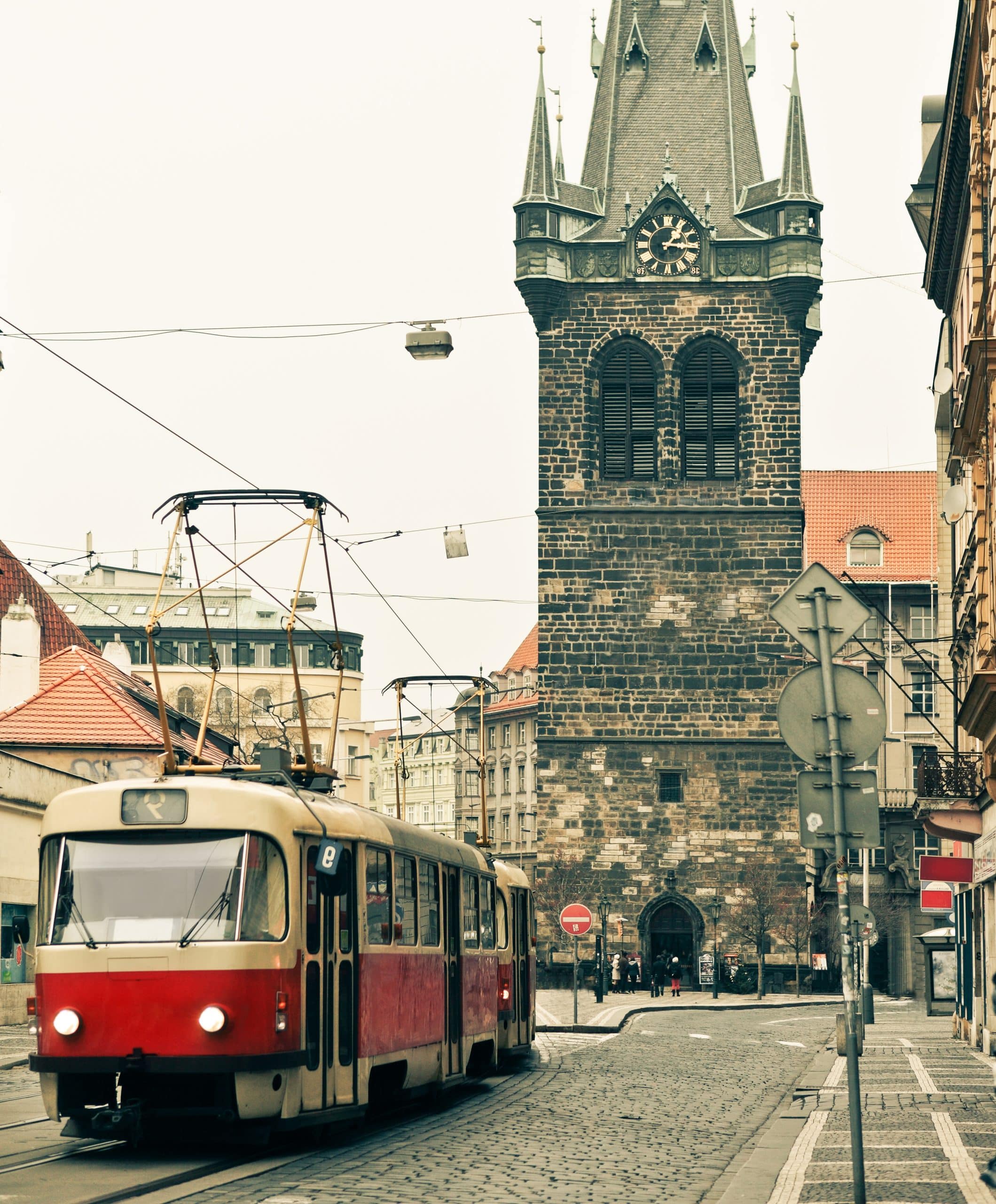 Prague en couleurs : explorez la capitale tchèque à travers ses festivals et événements